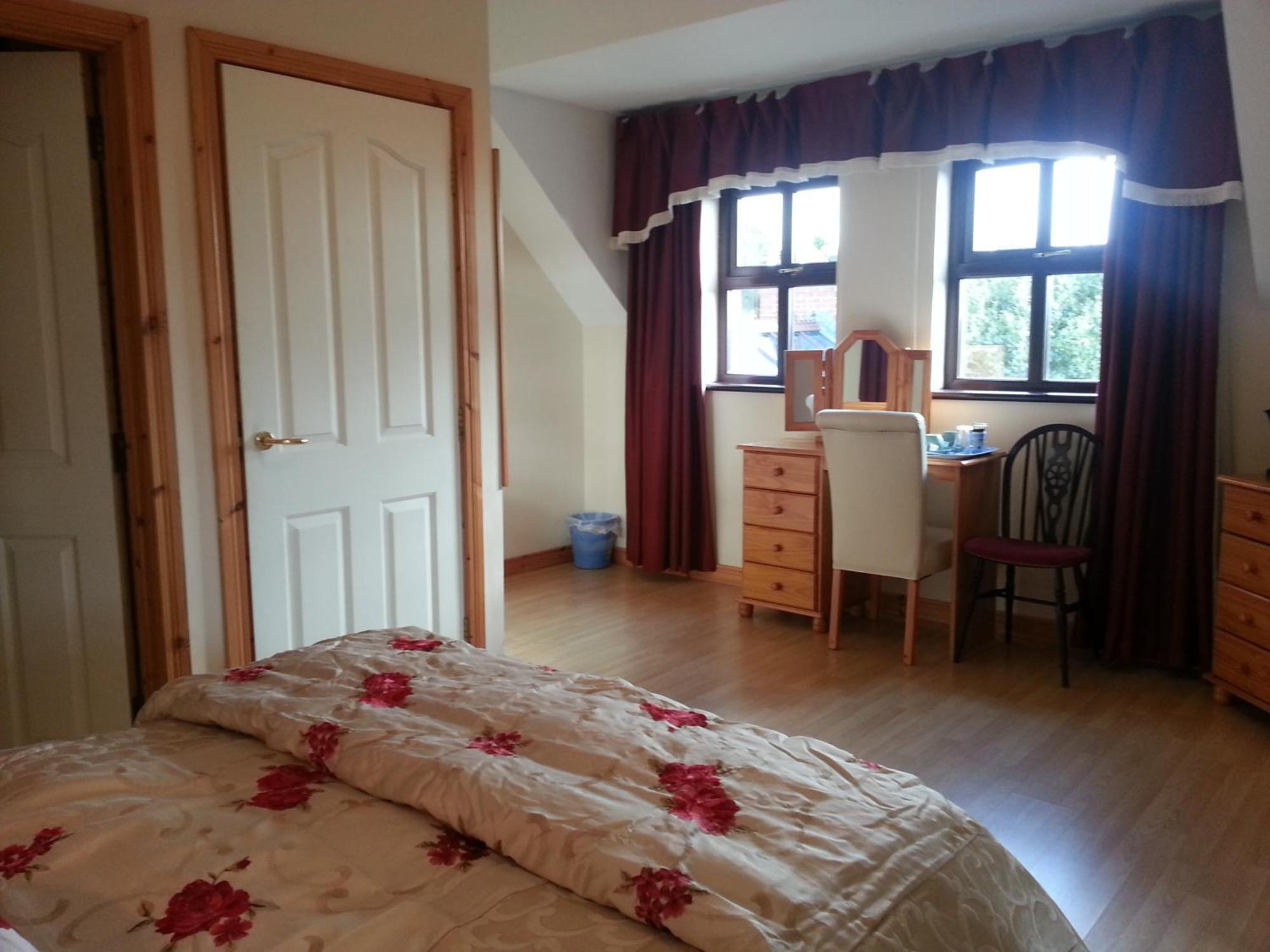 Glenmore House Ballycastle Quarto foto